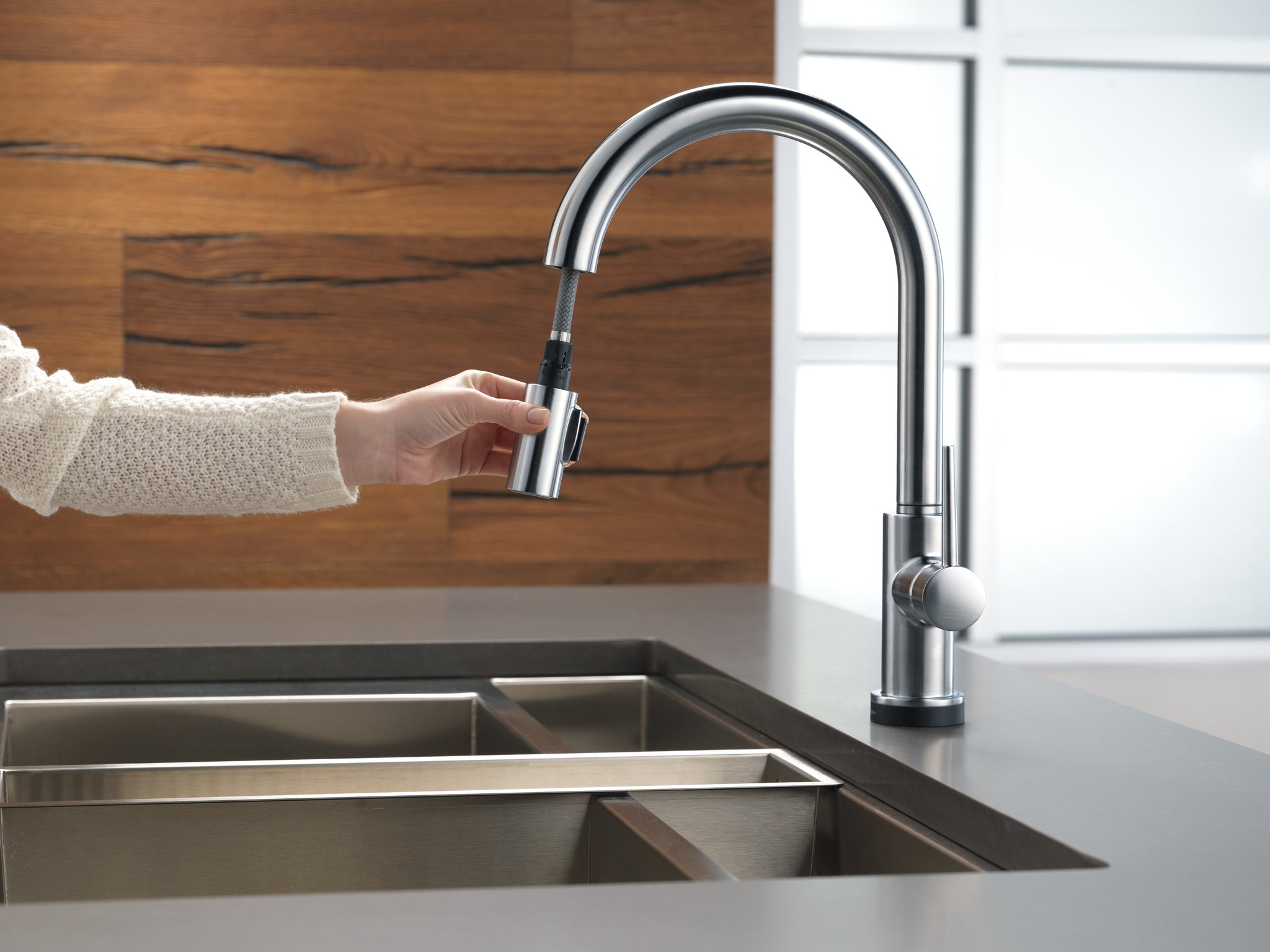 Delta 9159T-AR-DST Trinsic Touch Kitchen Faucet with Pulldown Spray ...